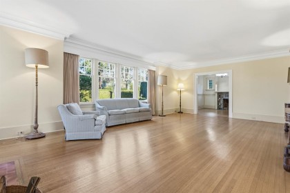 Photo 9 at 1570 W 36th Avenue, Shaughnessy, Vancouver West