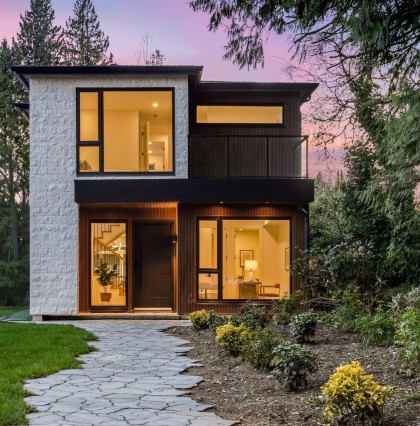 Photo 1 at 1921 Tatlow Avenue, Pemberton NV, North Vancouver