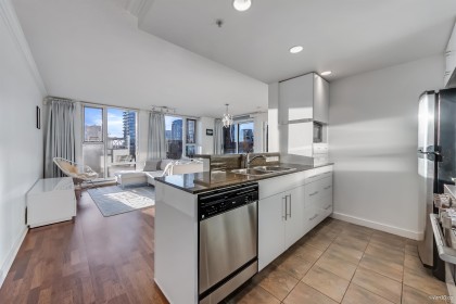 Photo 6 at 606 - 455 Beach Crescent, Yaletown, Vancouver West