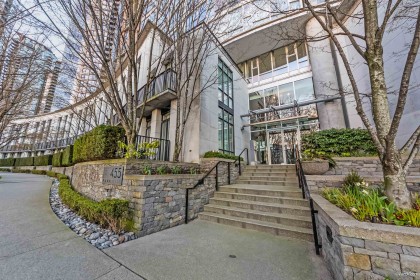 Photo 3 at 606 - 455 Beach Crescent, Yaletown, Vancouver West