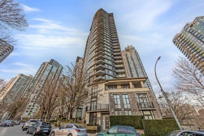 Photo 1 at 606 - 455 Beach Crescent, Yaletown, Vancouver West