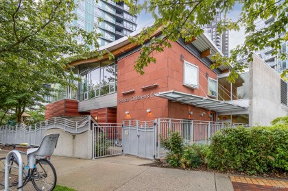 Photo 37 at 606 - 455 Beach Crescent, Yaletown, Vancouver West