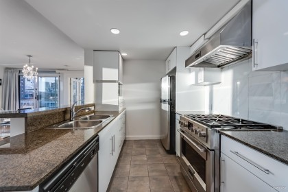 Photo 15 at 606 - 455 Beach Crescent, Yaletown, Vancouver West