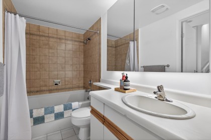 Photo 16 at 311 - 1922 W 7th Avenue, Kitsilano, Vancouver West