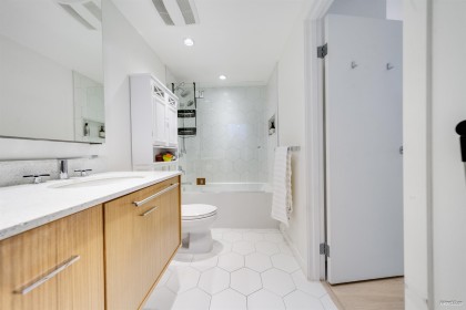 Photo 18 at F7 - 1100 W 6th Avenue, Fairview VW, Vancouver West