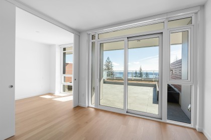 Photo 11 at 409 - 3963 Uplands Way, Cypress Park Estates, West Vancouver