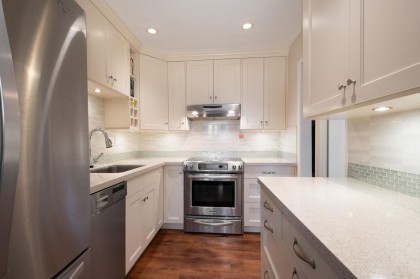 Photo 16 at 203 - 1696 W 10th Avenue, Fairview VW, Vancouver West