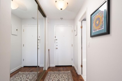 Photo 4 at 203 - 1696 W 10th Avenue, Fairview VW, Vancouver West