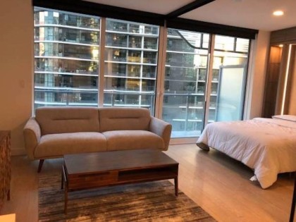 Photo 9 at 709 - 89 Nelson Street, Yaletown, Vancouver West