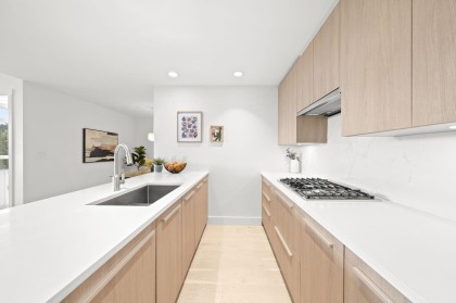 Photo 9 at 404 - 1210 E 27th Street, Lynn Valley, North Vancouver