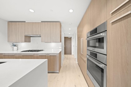 Photo 11 at 404 - 1210 E 27th Street, Lynn Valley, North Vancouver