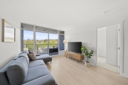 Photo 4 at 404 - 1210 E 27th Street, Lynn Valley, North Vancouver