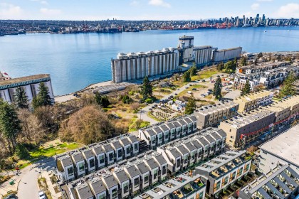 Photo 2 at 225 - 650 E 2nd Street, Lower Lonsdale, North Vancouver