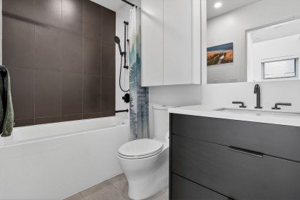 Photo 7 at 225 - 650 E 2nd Street, Lower Lonsdale, North Vancouver