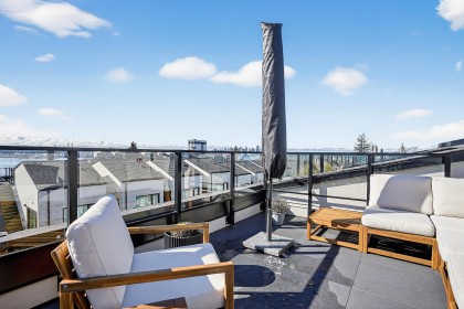 Photo 1 at 225 - 650 E 2nd Street, Lower Lonsdale, North Vancouver