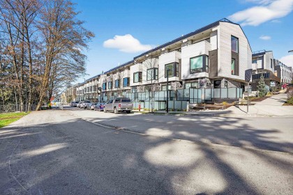 Photo 34 at 225 - 650 E 2nd Street, Lower Lonsdale, North Vancouver