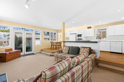 Photo 18 at 4367 W 15th Avenue, Point Grey, Vancouver West