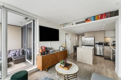 Photo 9 at 2104 - 680 Seylynn Crescent, Lynnmour, North Vancouver