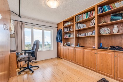 Photo 17 at 870 Farmleigh Road, British Properties, West Vancouver