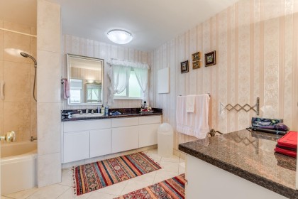 Photo 22 at 870 Farmleigh Road, British Properties, West Vancouver
