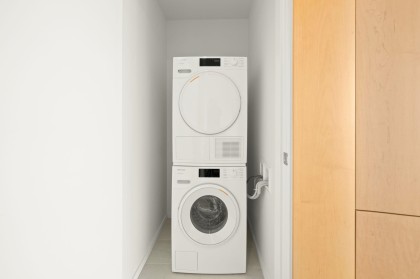 Photo 11 at 2004 - 1568 Alberni Street, West End VW, Vancouver West