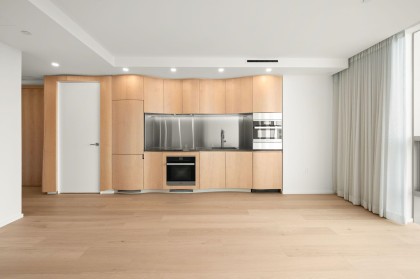 Photo 4 at 2004 - 1568 Alberni Street, West End VW, Vancouver West