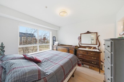 Photo 9 at 204 - 1519 Crown Street, Lynnmour, North Vancouver