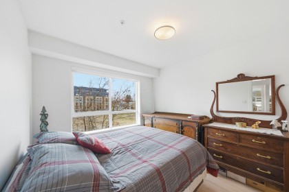 Photo 10 at 204 - 1519 Crown Street, Lynnmour, North Vancouver