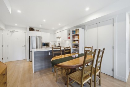 Photo 4 at 204 - 1519 Crown Street, Lynnmour, North Vancouver