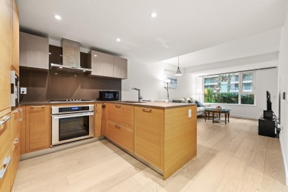 Photo 4 at 212 - 7128 Adera Street, South Granville, Vancouver West