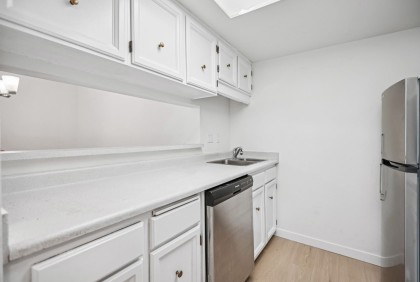 Photo 8 at 408 - 2320 W 40th Avenue, Kerrisdale, Vancouver West