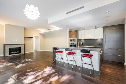 Photo 11 at 101 - 988 Keith Road, Park Royal, West Vancouver