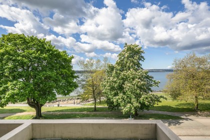 Photo 1 at 302 - 2015 Beach Avenue, West End VW, Vancouver West