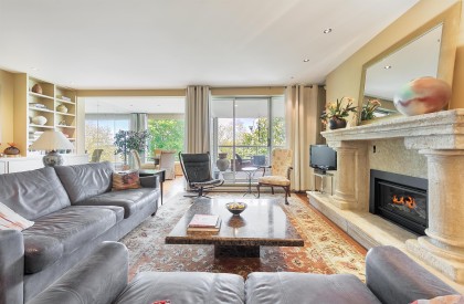 Photo 5 at 302 - 2015 Beach Avenue, West End VW, Vancouver West