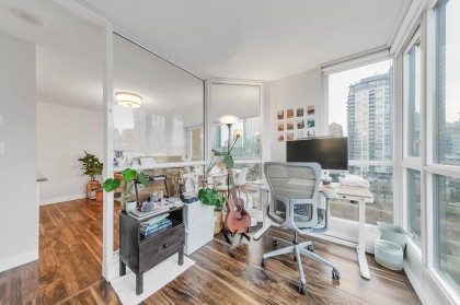 Photo 16 at 1003 - 1188 Richards Street, Yaletown, Vancouver West