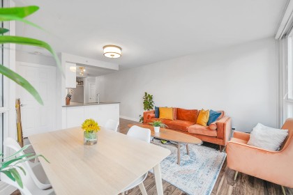 Photo 3 at 1003 - 1188 Richards Street, Yaletown, Vancouver West