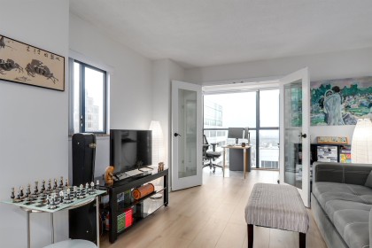 Photo 5 at 810 - 1268 W Broadway, Fairview VW, Vancouver West