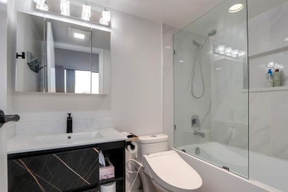 Photo 11 at 810 - 1268 W Broadway, Fairview VW, Vancouver West