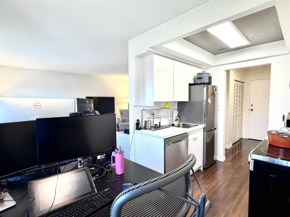 Photo 16 at 107 - 123 E 19th Street, Central Lonsdale, North Vancouver