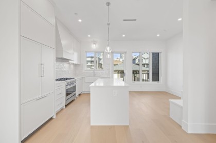 Photo 6 at 531 W 61st Avenue, Marpole, Vancouver West