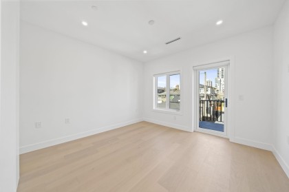 Photo 22 at 531 W 61st Avenue, Marpole, Vancouver West