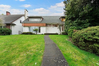 Photo 2 at 1042 W 48th Avenue, South Granville, Vancouver West