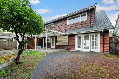 Photo 12 at 1042 W 48th Avenue, South Granville, Vancouver West