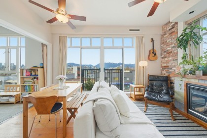 Photo 2 at 210 - 2515 Ontario Street, Mount Pleasant VW, Vancouver West