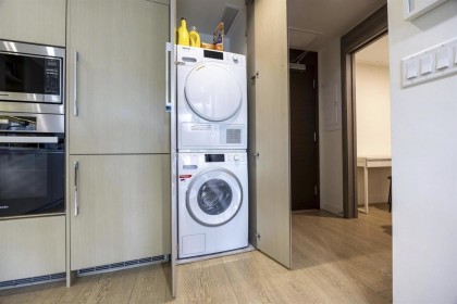 Photo 10 at 403 - 89 Nelson Avenue, Yaletown, Vancouver West