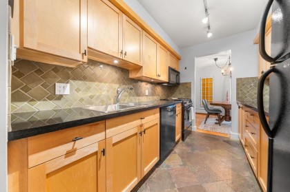 Photo 17 at 209 - 1720 W 12th Avenue, Fairview VW, Vancouver West