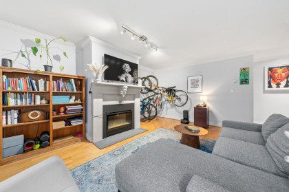 Photo 5 at 209 - 1720 W 12th Avenue, Fairview VW, Vancouver West