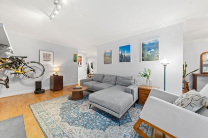 Photo 4 at 209 - 1720 W 12th Avenue, Fairview VW, Vancouver West