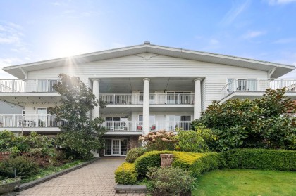 Photo 3 at 203 - 1066 W 13th Avenue, Fairview VW, Vancouver West