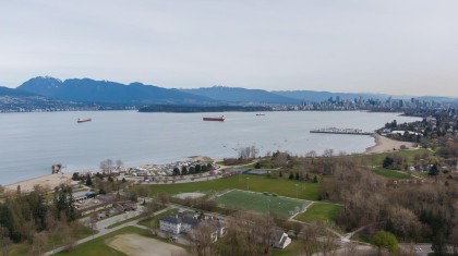 Photo 5 at 4418 W 2nd Avenue, Point Grey, Vancouver West